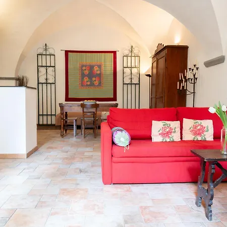 Characteristic In The Center Of Apartment Florence