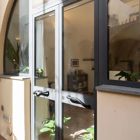 Characteristic In The Center Of Apartment Florence