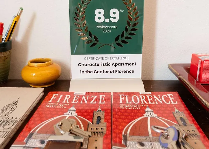 Characteristic In The Center Of * Florenz